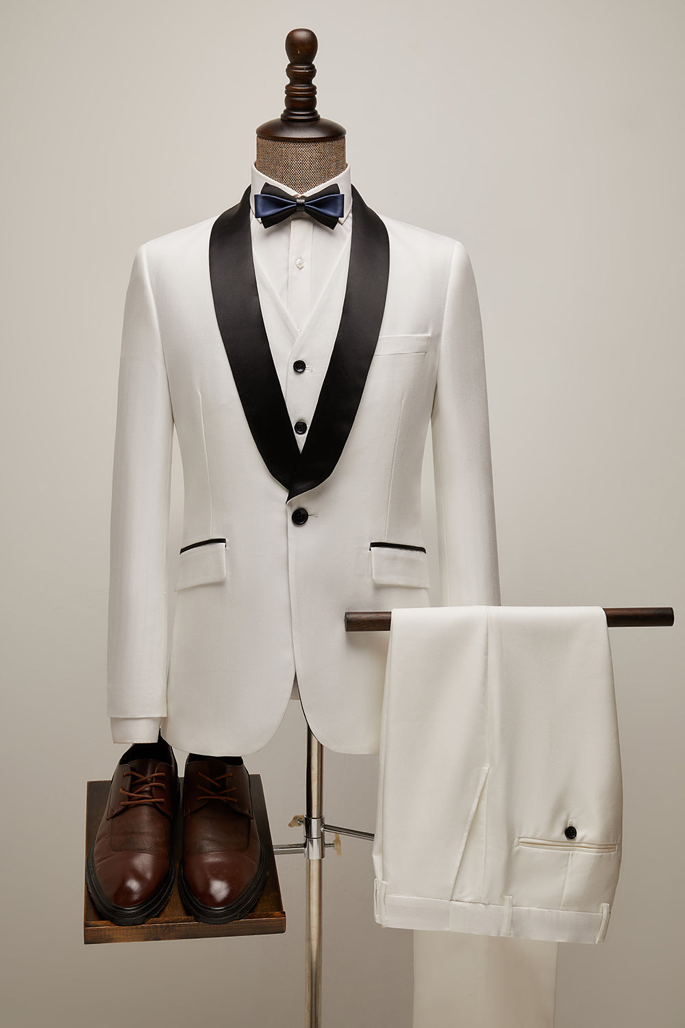 Men’s White Shawl Lapel 3 Pieces One Button Wedding Suits