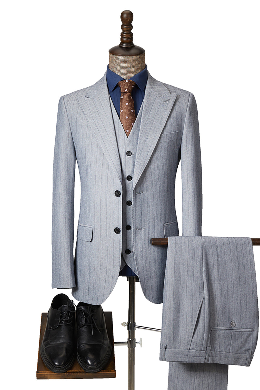 Men’s Grey Pinstripe Single Breasted Peak Lapel 3 Piece Wedding Suits