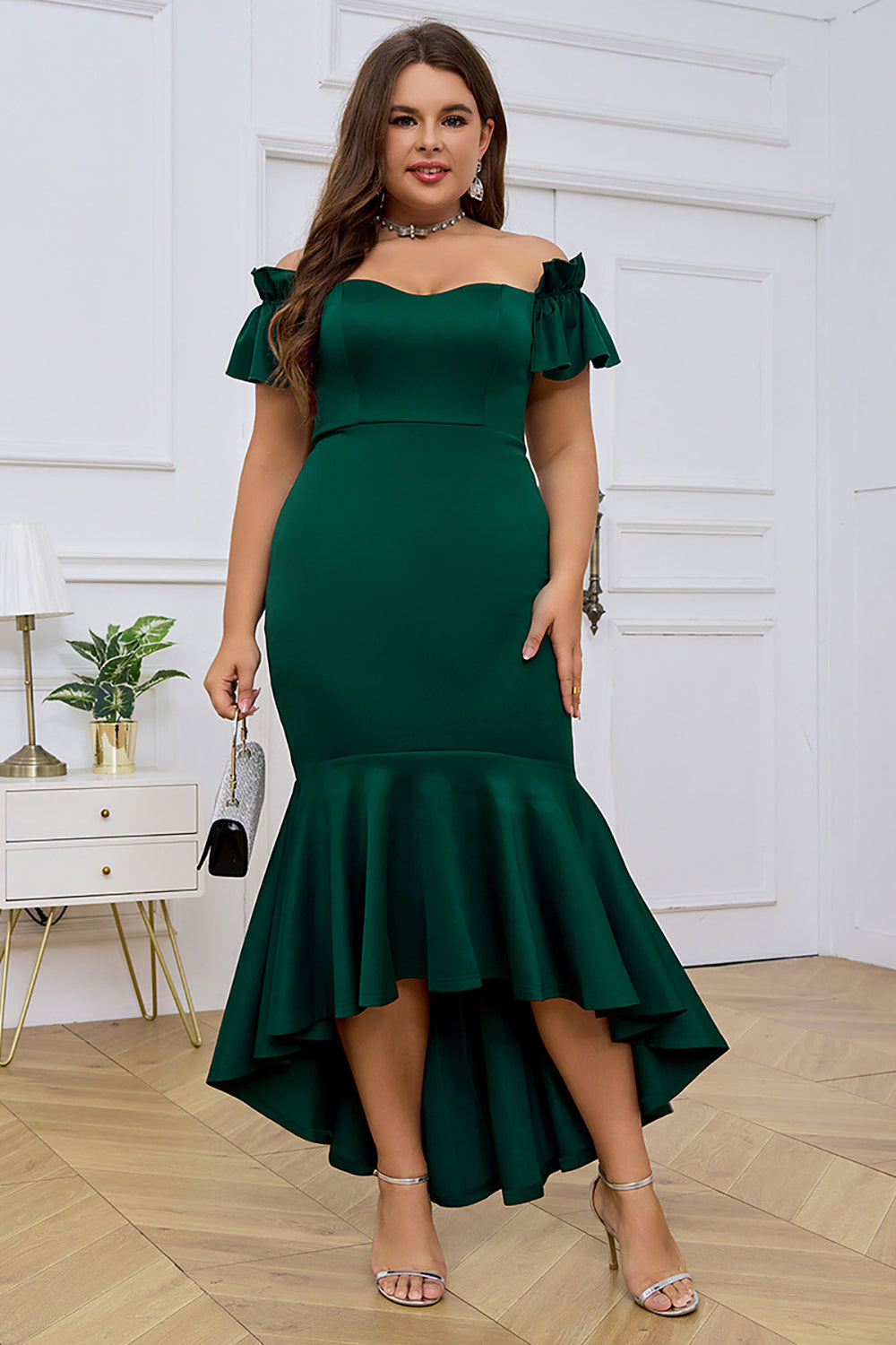 Dark Green Mermaid Off the Shoulder Short Sleeves Plus Size Evening Dress With Ruffles