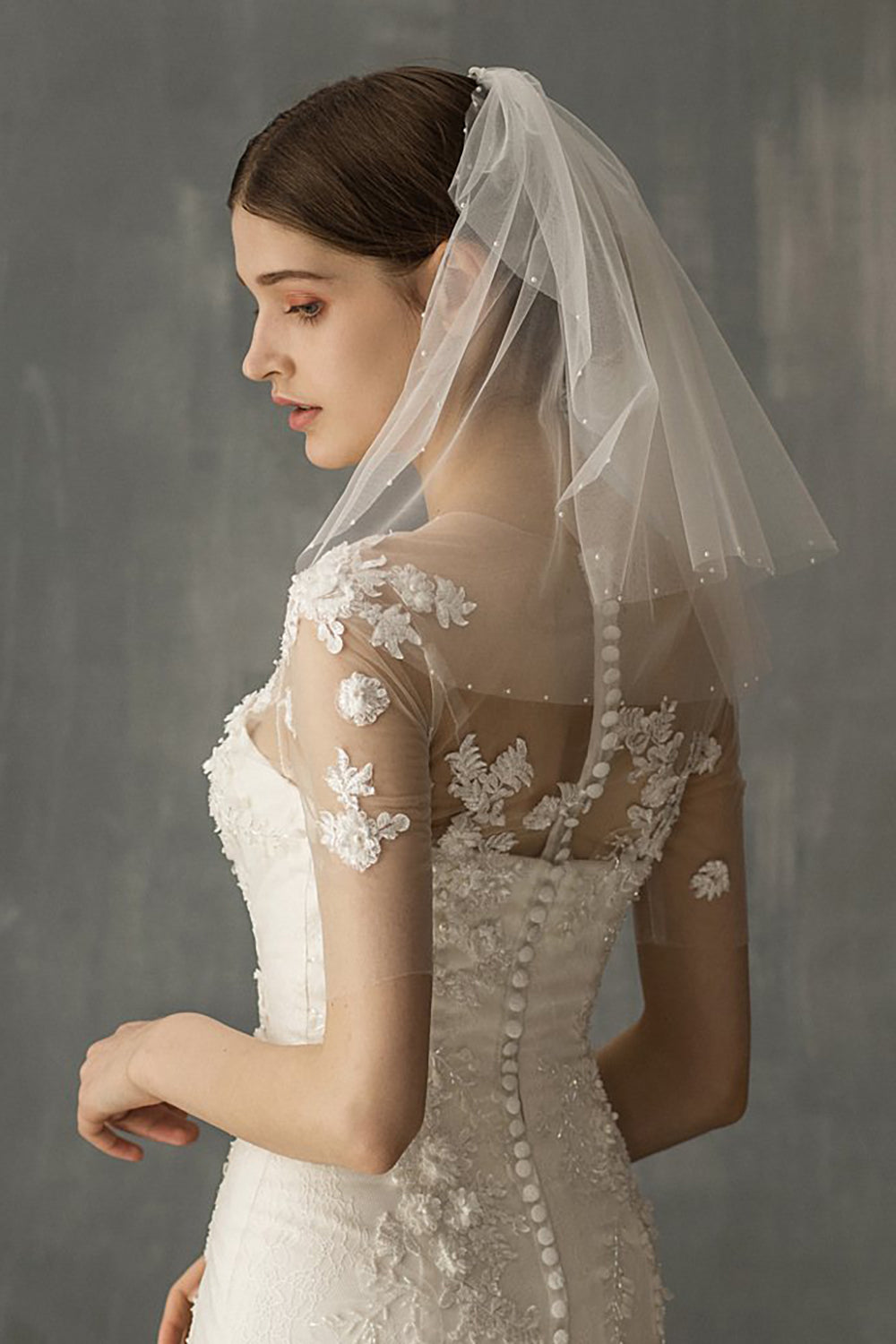 White Two-Tier Tulle Shoulder Bridal Veil With Beadings