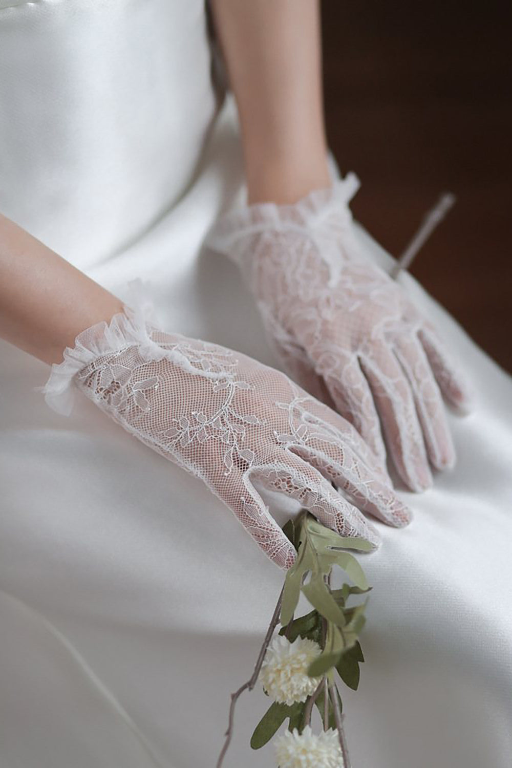 Lace Bridal Wedding Gloves