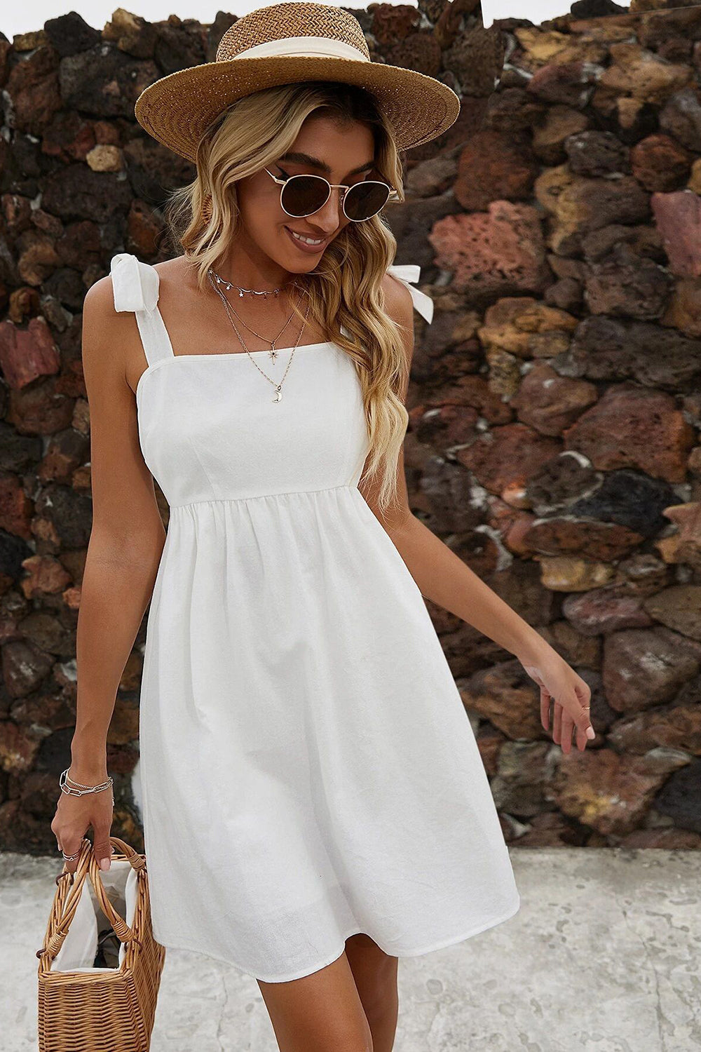 A Line White Spaghetti Straps Mini Graduation Dress