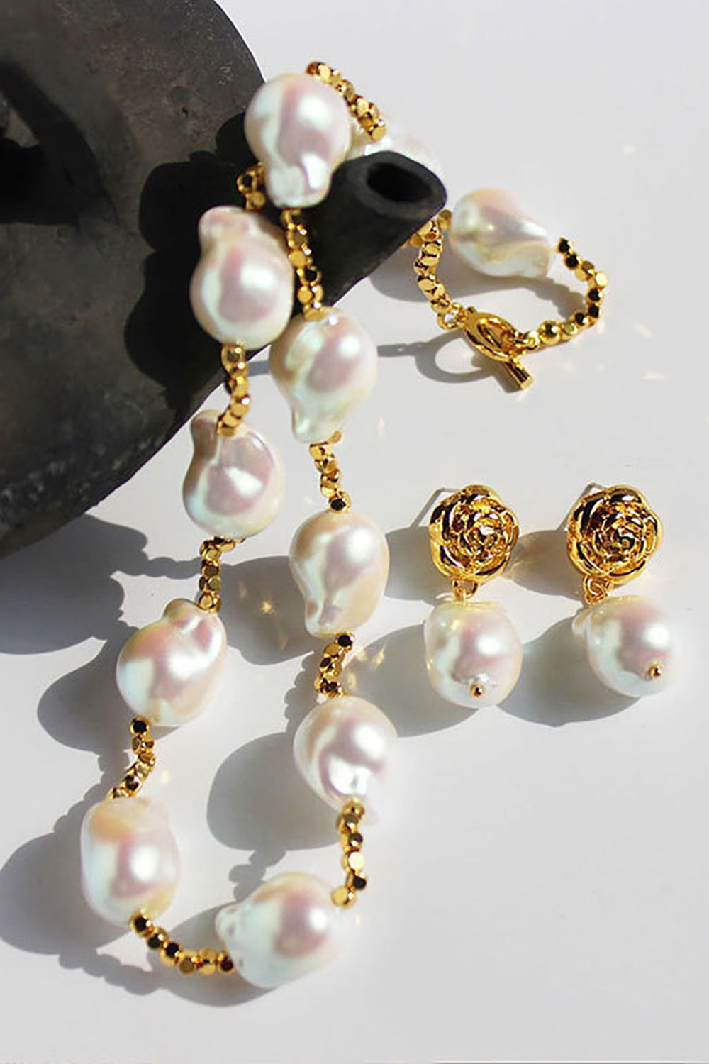 Shaped Pearl Gold Bracelet