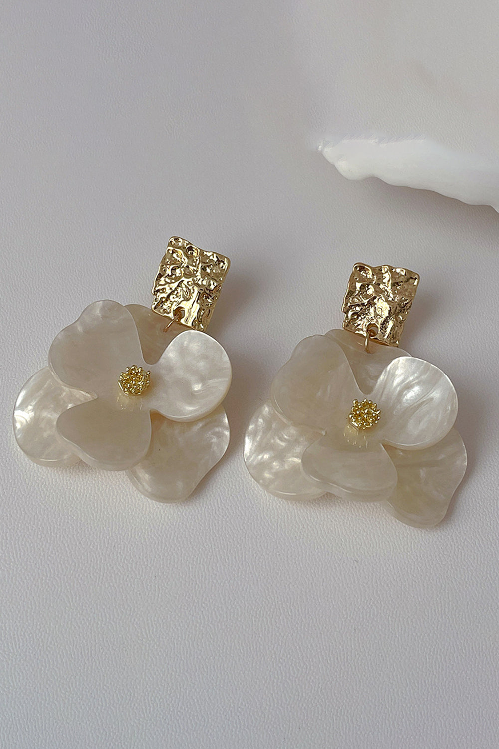 White Acrylic Flower Shape Earrings