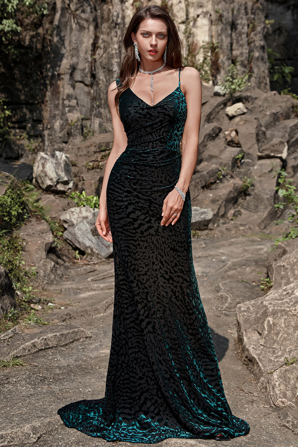 Dark Green Mermaid Spaghetti Straps V Neck Burnout Velvet Long Bridesmaid Dress