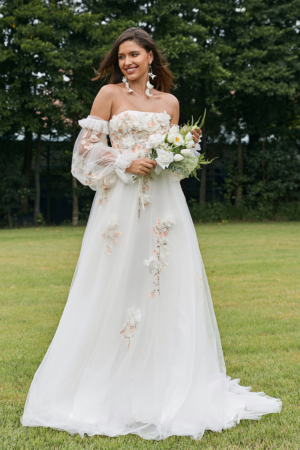 Ivory A Line Sweetheart Floral Wedding Dress with Appliqued Embroidery