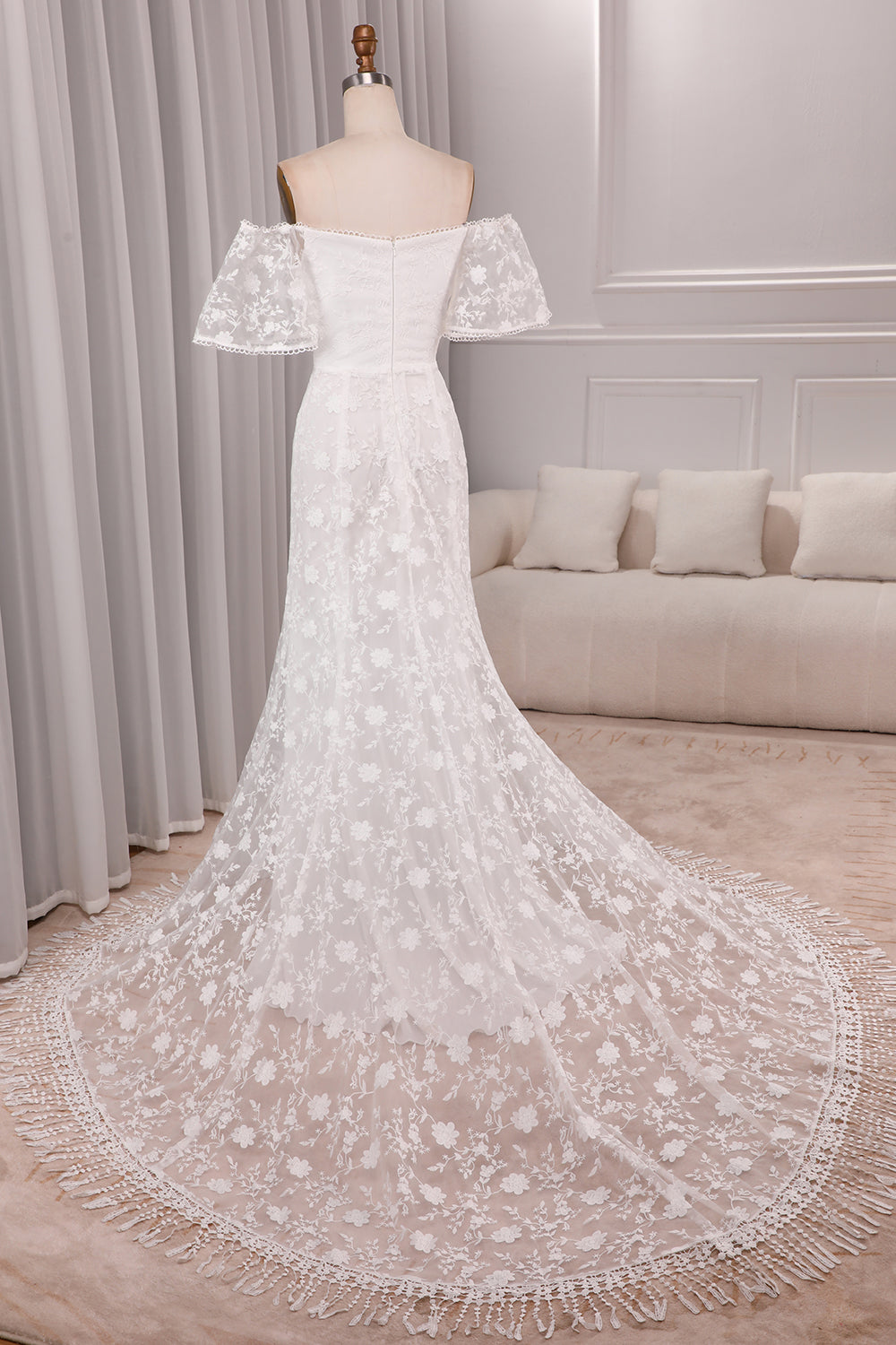 Ivory Mermaid Sweep Train Bridal Dress With Short Sleeves